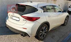 Infiniti QX30